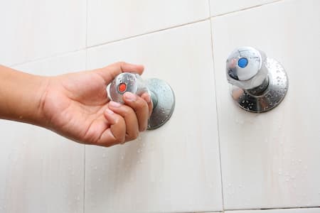 Endless Hot Showers: Exploring the Advantages of Tankless Water Heaters